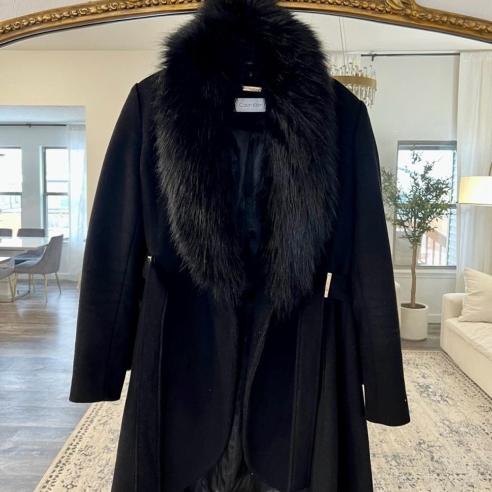 Calvin Klein coat with faux fur